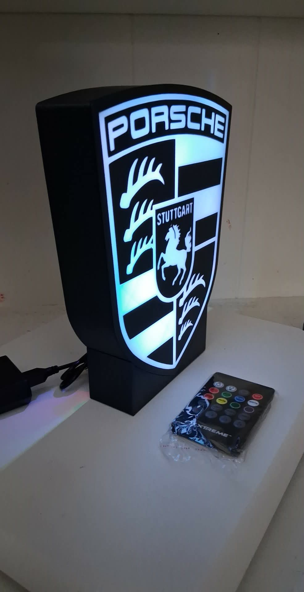 Porsche Good BW LED light box – custom 3D printed – Lit Layer Creations